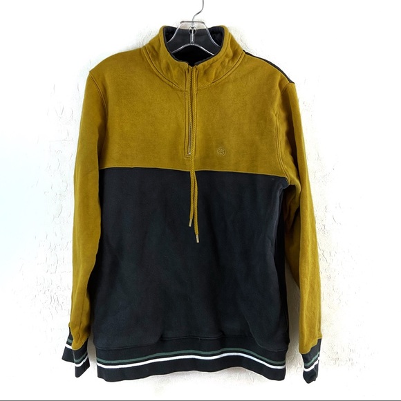 stussy color blocked hood